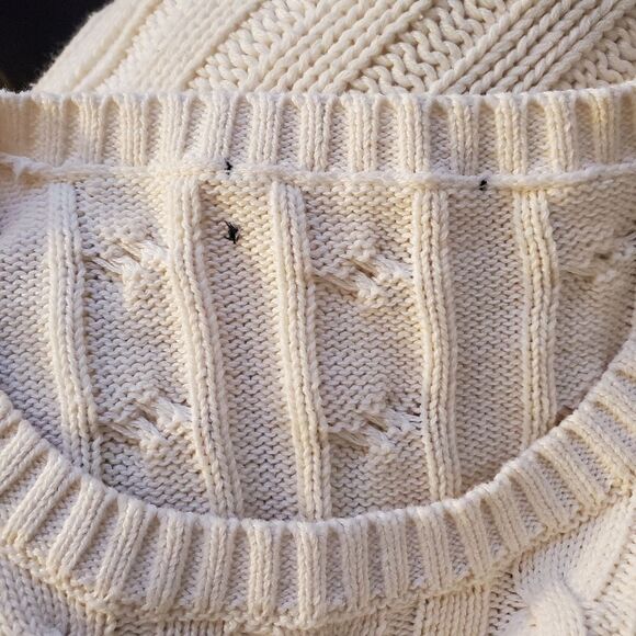 ✨ RALPH LAUREN ✨ Crest Cable-Knit Sweater - [Ivory, XXS] - Picture 11 of 13